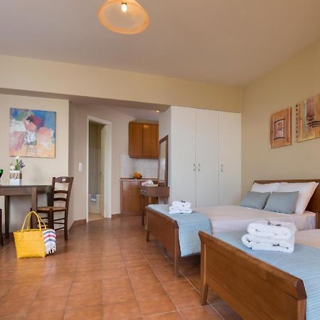 Villa Ilia Roussospítion Buitenkant foto
